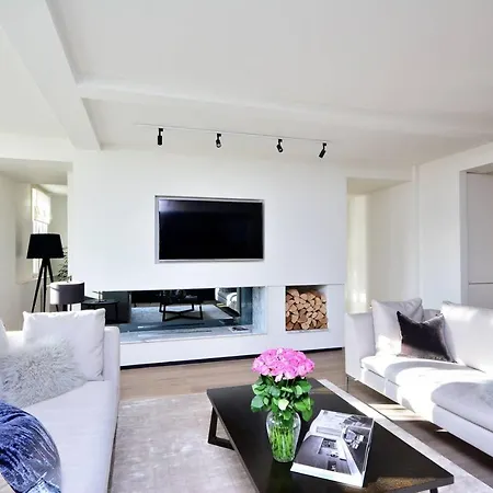 Relaxing Four Bedrooms Amsterdam